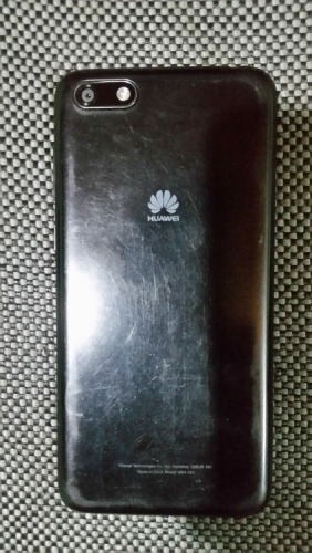 Celular Huawei Y5 - Model. DRA - LX3